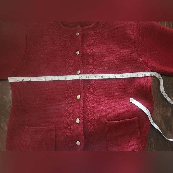 Vintage Tally Ho Women’s Maroon Button Front Floral Cardigan Sweater Size M - Picture 9 of 11